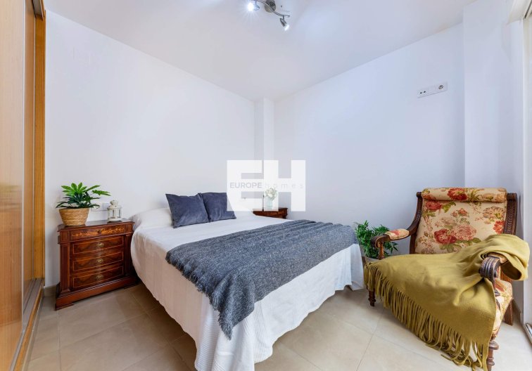 Segunda mano - Apartamento  - Alicante - Carolinas Bajas