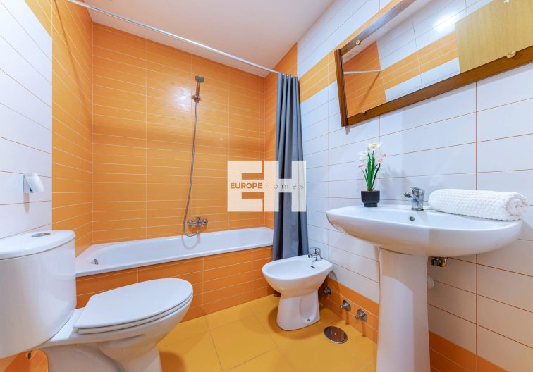 Segunda mano - Apartamento  - Alicante - Carolinas Bajas