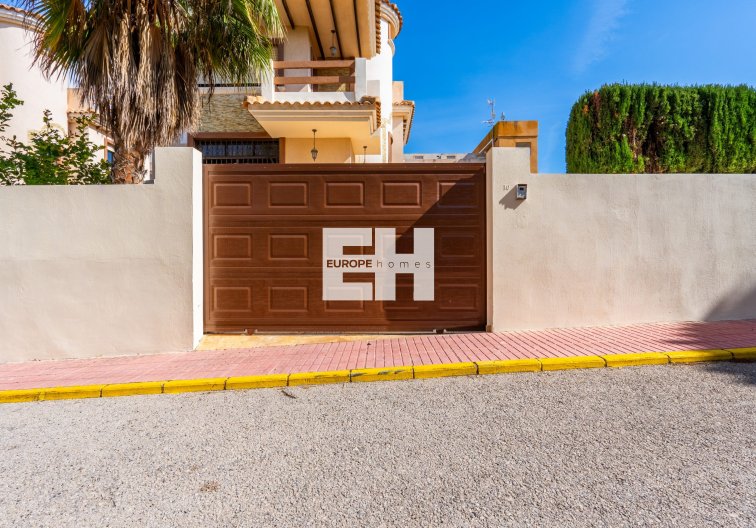 Segunda mano - villa - Orihuela Costa - Costa Blanca