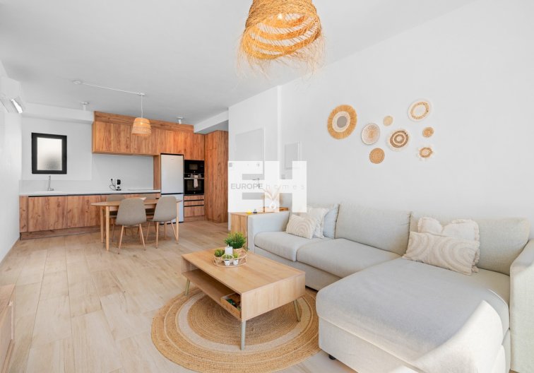 Resale - Apartment - San Miguel de Salinas - Inland