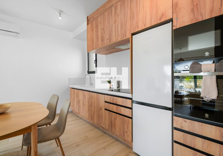 Resale - Apartment - San Miguel de Salinas - Inland