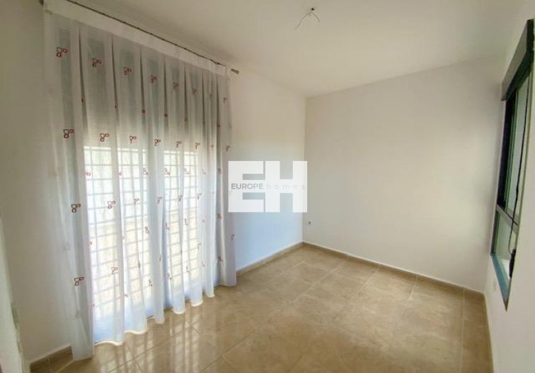 Segunda mano - villa - Roldan - Inland