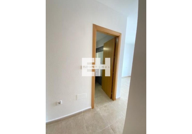 Segunda mano - villa - Roldan - Inland