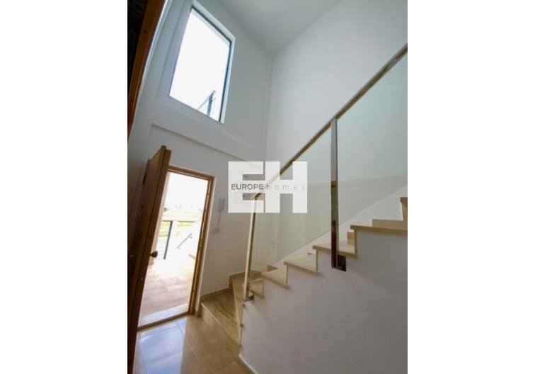 Segunda mano - villa - Roldan - Inland