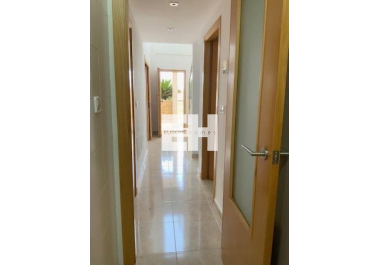 Segunda mano - villa - Roldan - Inland