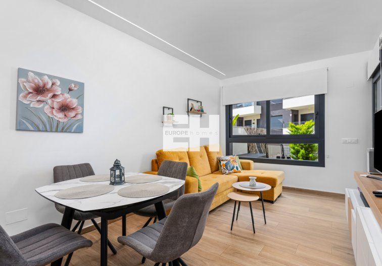 Segunda mano - Apartamento  - Villamartin - Costa Blanca