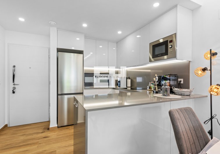 Segunda mano - Apartamento  - Villamartin - Costa Blanca