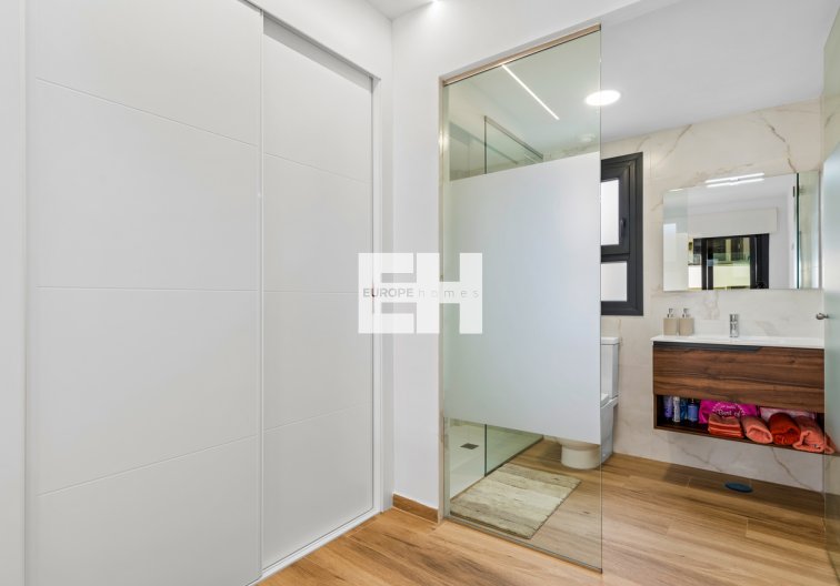 Segunda mano - Apartamento  - Villamartin - Costa Blanca