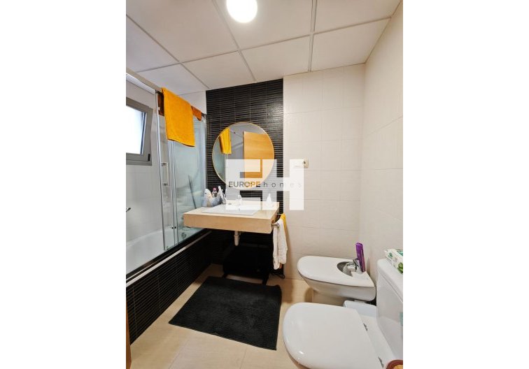 Segunda mano - Apartamento  - San Miguel de Salinas - Pueblo 9