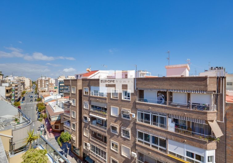 Segunda mano - Atico - Torrevieja - Centro