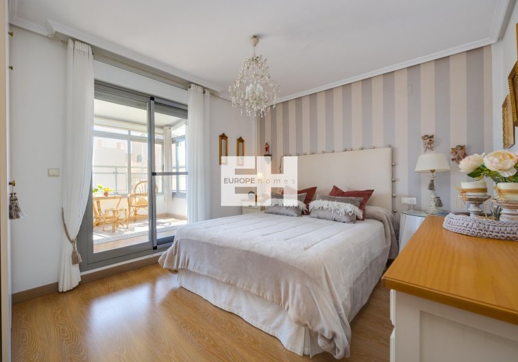 Segunda mano - Atico - Torrevieja - Centro