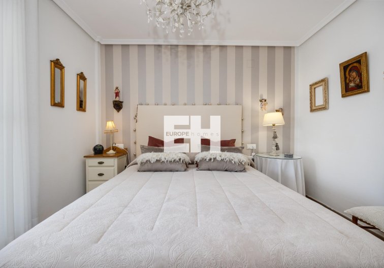 Segunda mano - Atico - Torrevieja - Centro