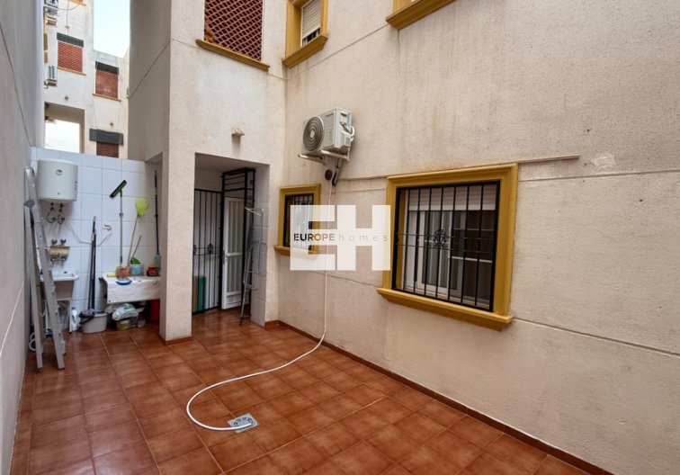 Segunda mano - Apartamento  - Orihuela - Inland