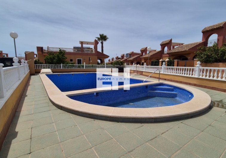 Segunda mano - villa - Torrevieja - Costa Blanca