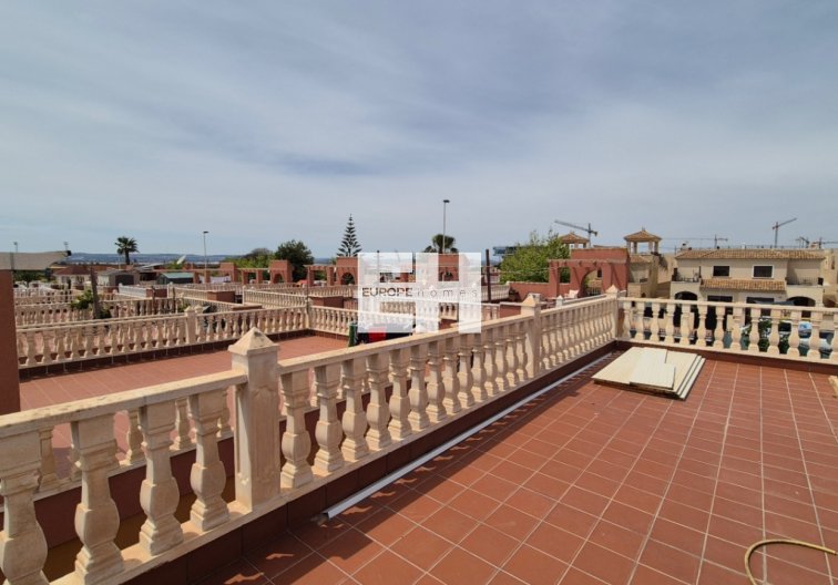 Segunda mano - villa - Torrevieja - Costa Blanca