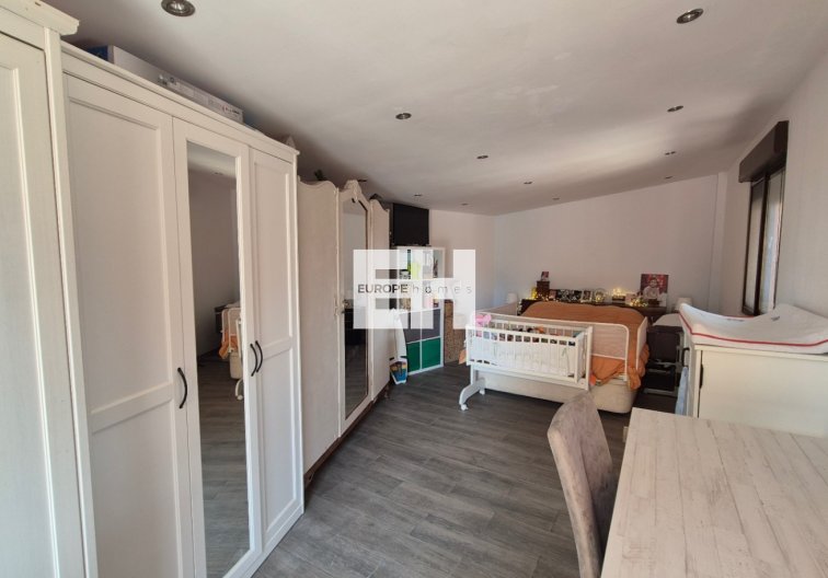 Segunda mano - villa - Torrevieja - Costa Blanca