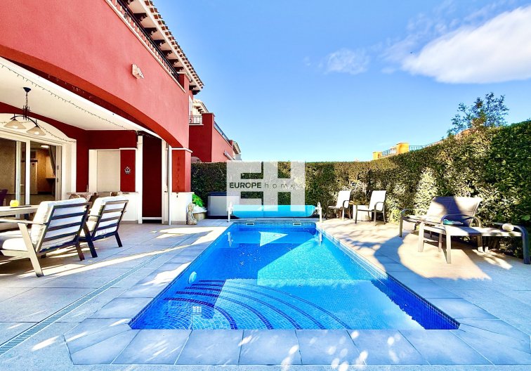 Segunda mano - villa - Mar Menor Golf Resort - Inland