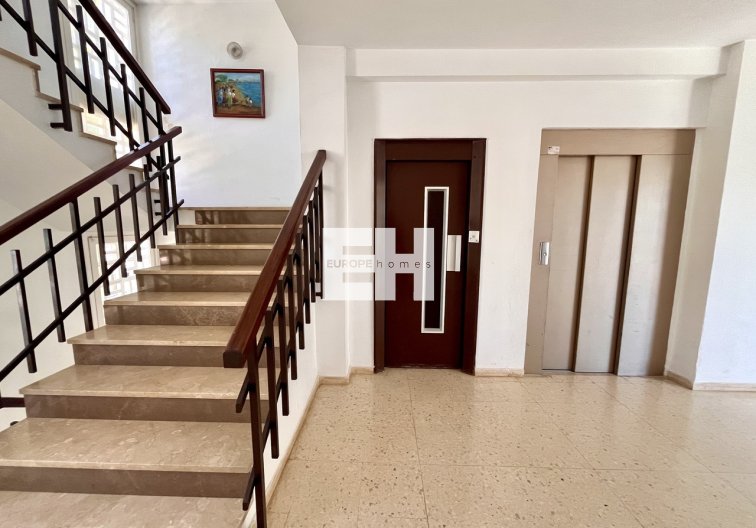 Segunda mano - Apartamento  - La Zenia - Costa Blanca