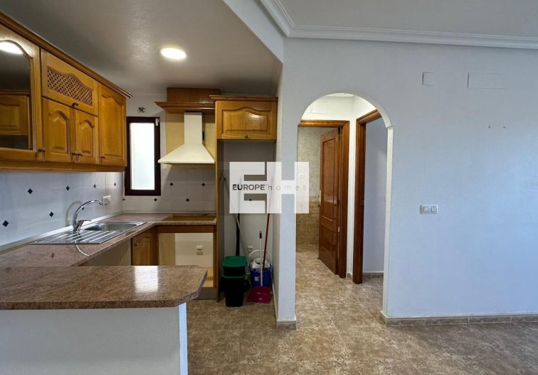 Resale - Apartment - Orihuela Costa - Campoamor