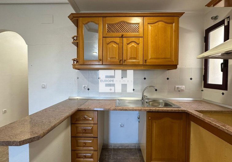 Resale - Apartment - Orihuela Costa - Campoamor