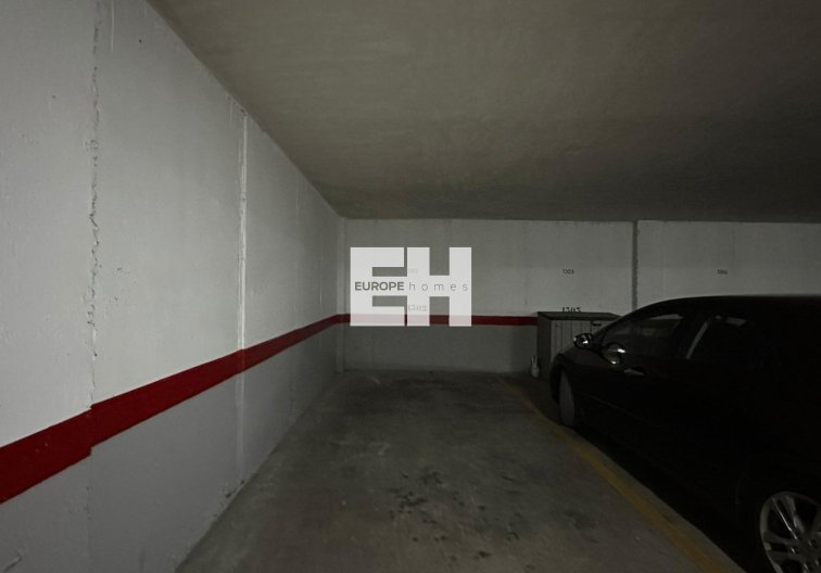 Resale - Apartment - Orihuela Costa - Campoamor