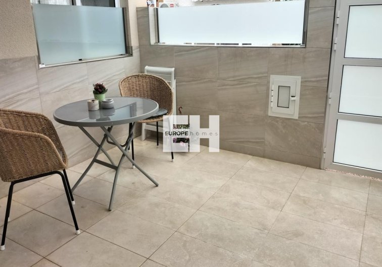 Segunda mano - Duplex - Torrevieja - La Siesta - El Salado -  Torreta