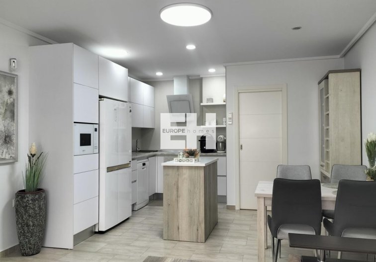 Segunda mano - Duplex - Torrevieja - La Siesta - El Salado -  Torreta