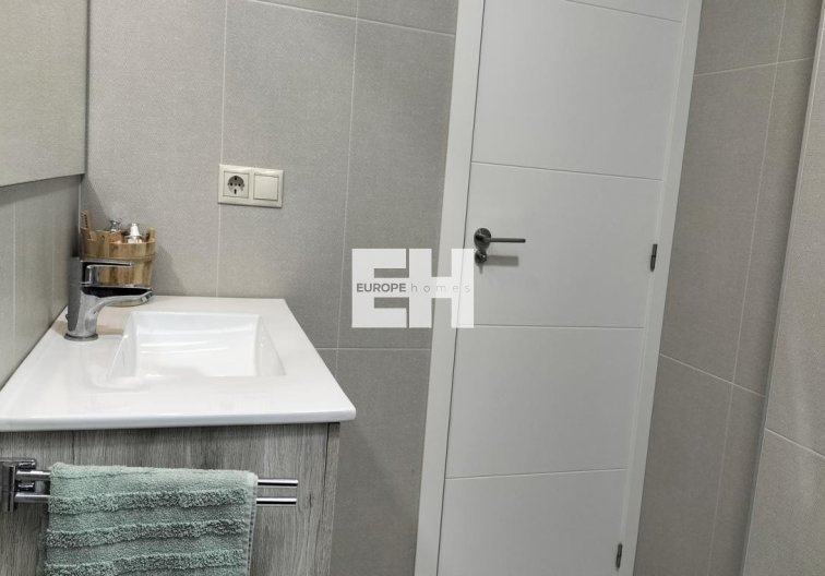 Segunda mano - Duplex - Torrevieja - La Siesta - El Salado -  Torreta