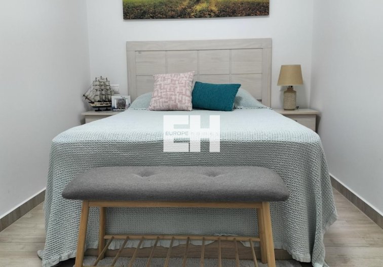 Segunda mano - Duplex - Torrevieja - La Siesta - El Salado -  Torreta