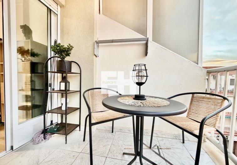 Segunda mano - Apartamento  - Torrevieja - La Mata Pueblo