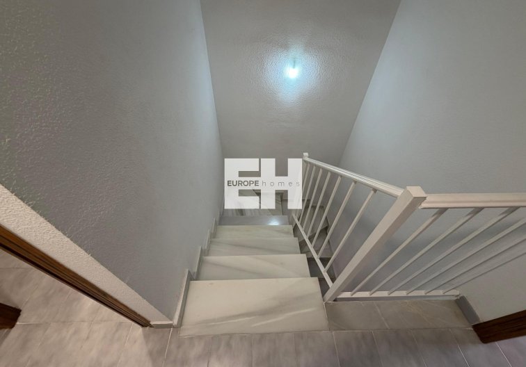 Segunda mano - Duplex - Lo Pagan - La Puntica