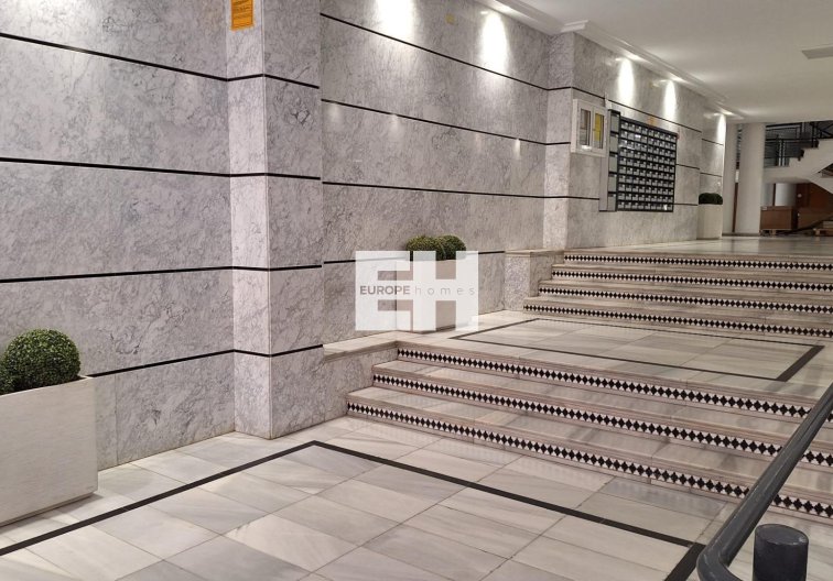 Wiederverkauf - Wohnung - Torrevieja - Acequion