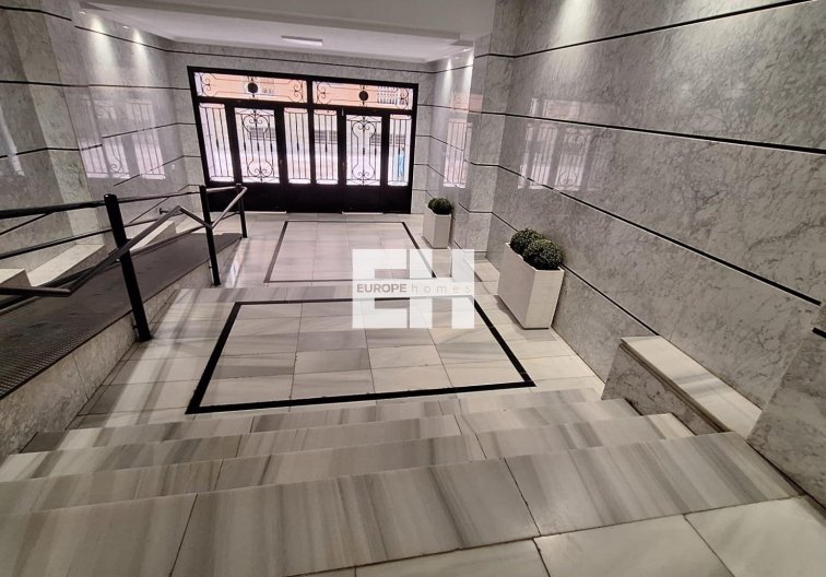 Wiederverkauf - Wohnung - Torrevieja - Acequion