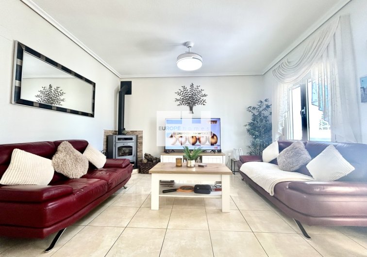 Segunda mano - villa - Villamartin - Costa Blanca