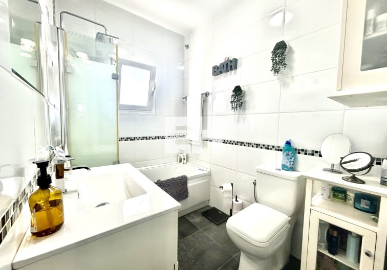 Segunda mano - villa - Villamartin - Costa Blanca