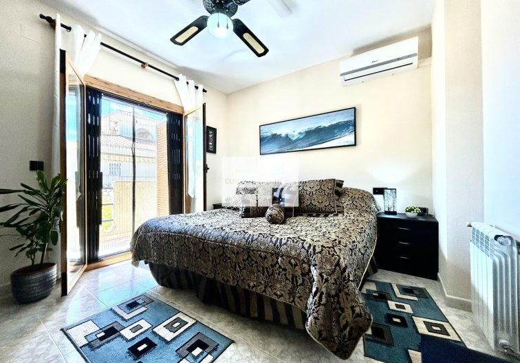 Segunda mano - town house - Playa Flamenca - Costa Blanca