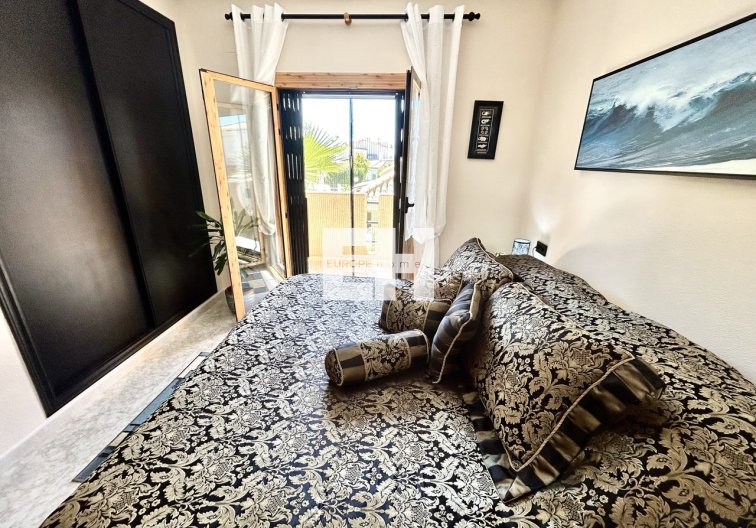 Segunda mano - town house - Playa Flamenca - Costa Blanca