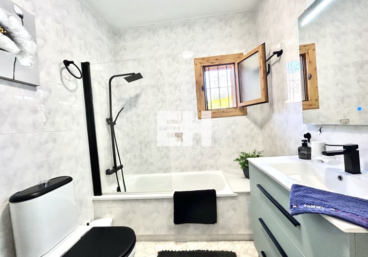 Segunda mano - town house - Playa Flamenca - Costa Blanca