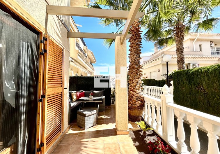 Segunda mano - town house - Playa Flamenca - Costa Blanca