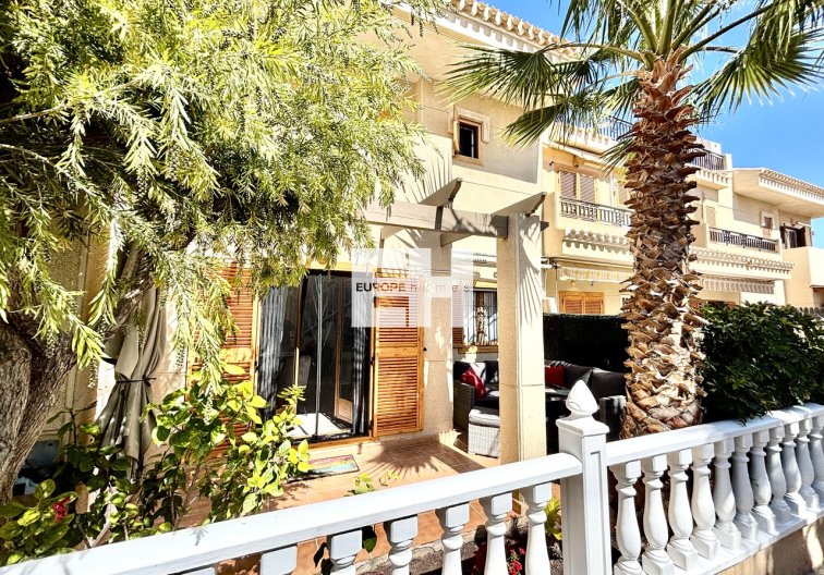 Segunda mano - town house - Playa Flamenca - Costa Blanca