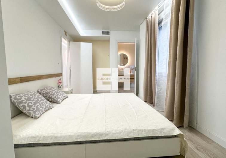 Segunda mano - Apartamento  - Torrevieja - Costa Blanca