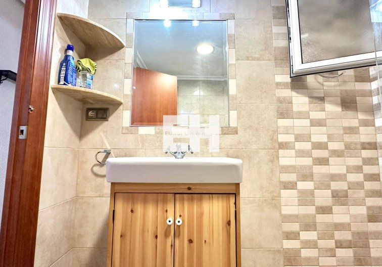 Segunda mano - Apartamento  - Torrevieja - Acequion