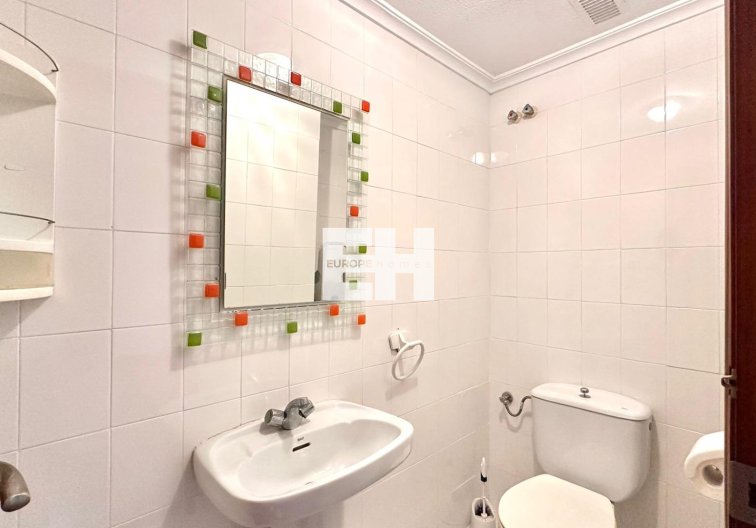 Segunda mano - Apartamento  - Torrevieja - Acequion