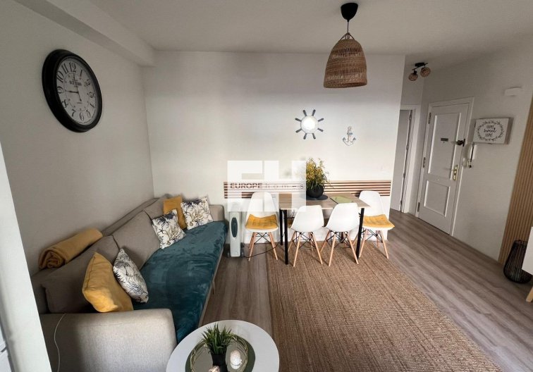 Segunda mano - Apartamento  - Torrevieja - Centro