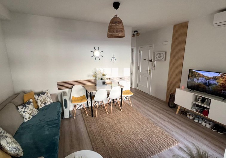 Segunda mano - Apartamento  - Torrevieja - Centro