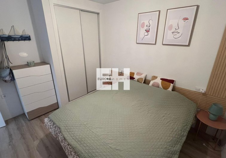 Segunda mano - Apartamento  - Torrevieja - Centro