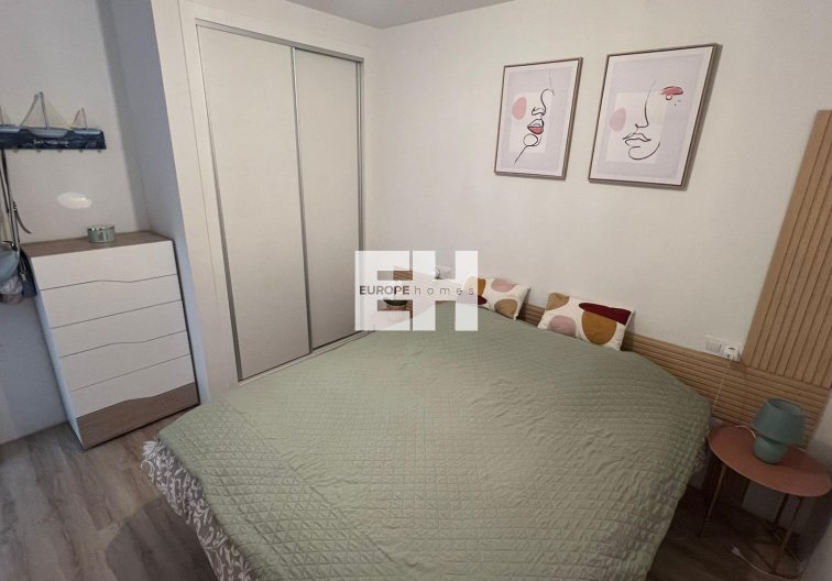 Segunda mano - Apartamento  - Torrevieja - Centro