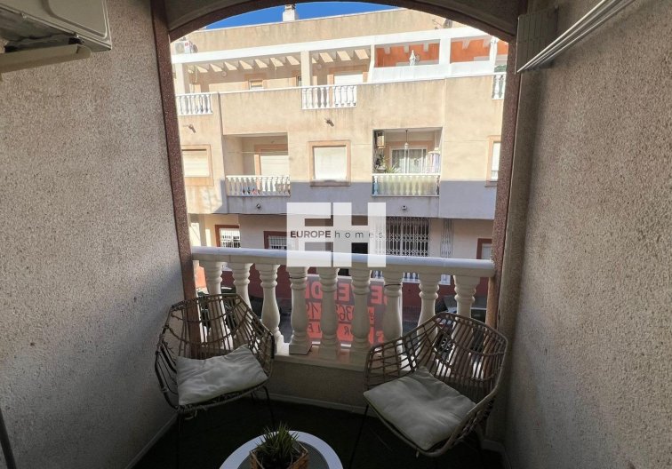 Segunda mano - Apartamento  - Torrevieja - Centro