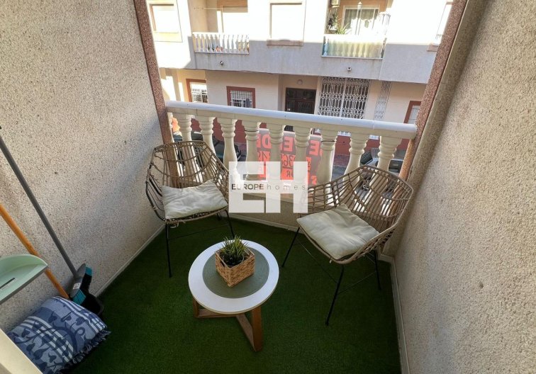 Segunda mano - Apartamento  - Torrevieja - Centro