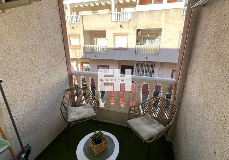 Segunda mano - Apartamento  - Torrevieja - Centro